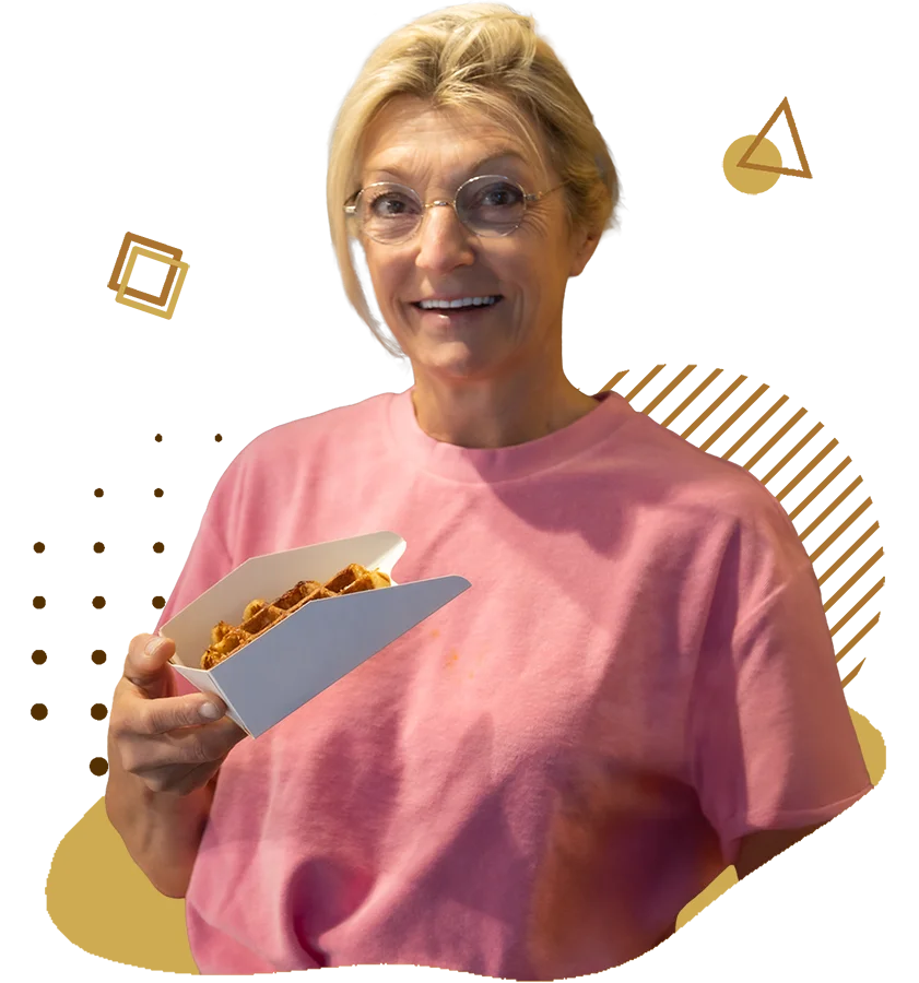 Lieve Floren van Cremerie Oostende toont een heerlijke warme wafel